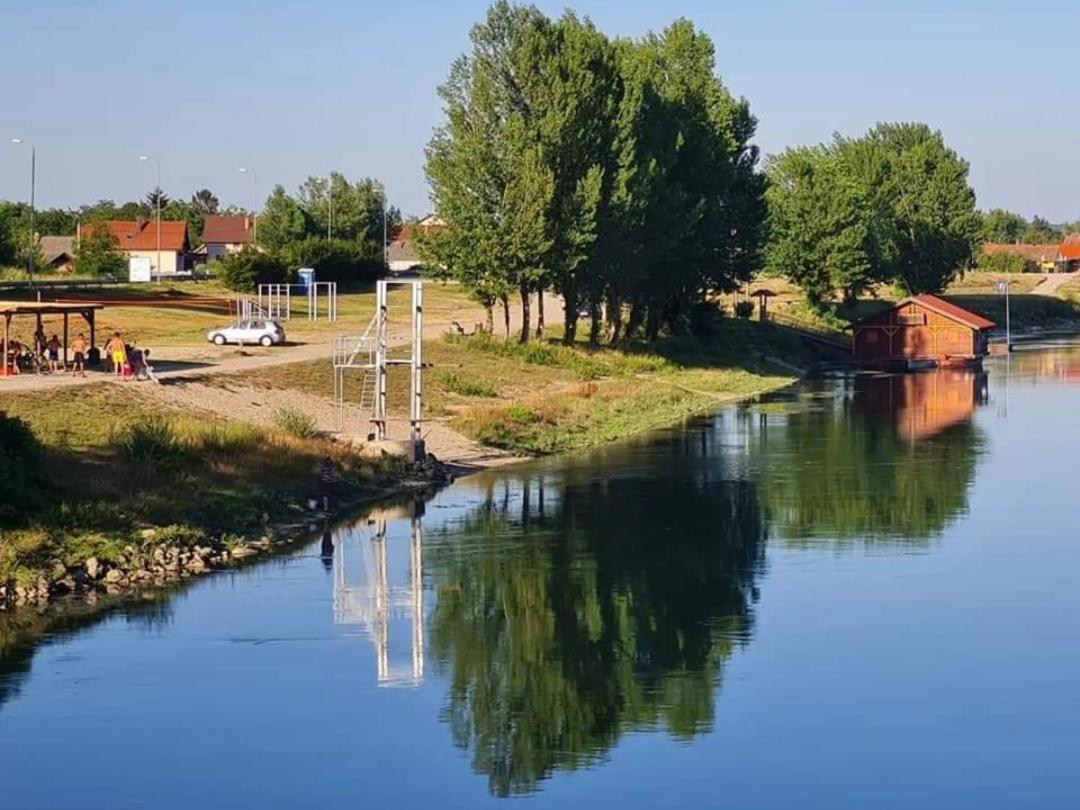 Appartement Drava 1 Donja Dubrava Eksteriør billede